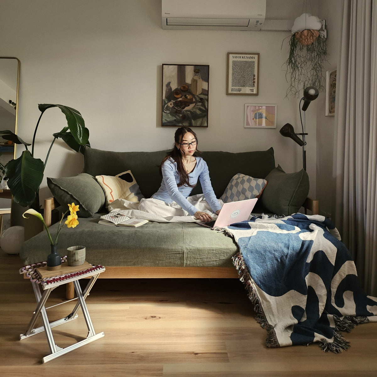 Sofa Beds for Small Apartments: What to Look For Before You Buy